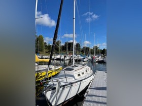 Buy 1981 Hunter 27