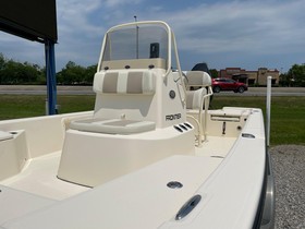 2016 Frontier 2104 Bay Boat на продажу