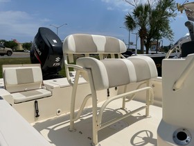 2016 Frontier 2104 Bay Boat на продажу