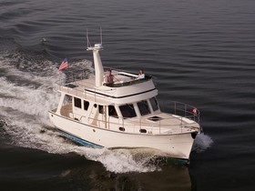 2021 Helmsman Trawlers 37 Sedan на продаж