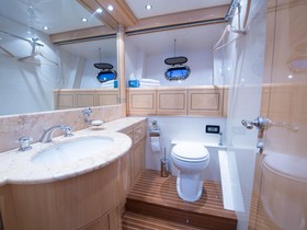 2004 Mangusta 72