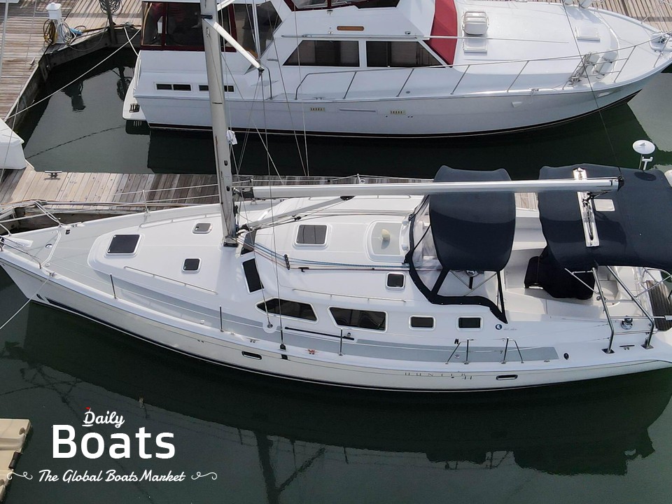 2008 Hunter 44Ds
