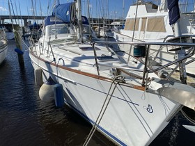 2002 Beneteau 42 Center Cockpit