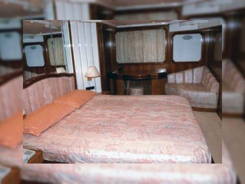1995 Falcon 92