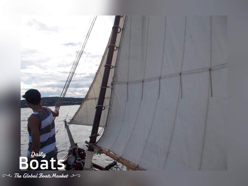 packet schooner