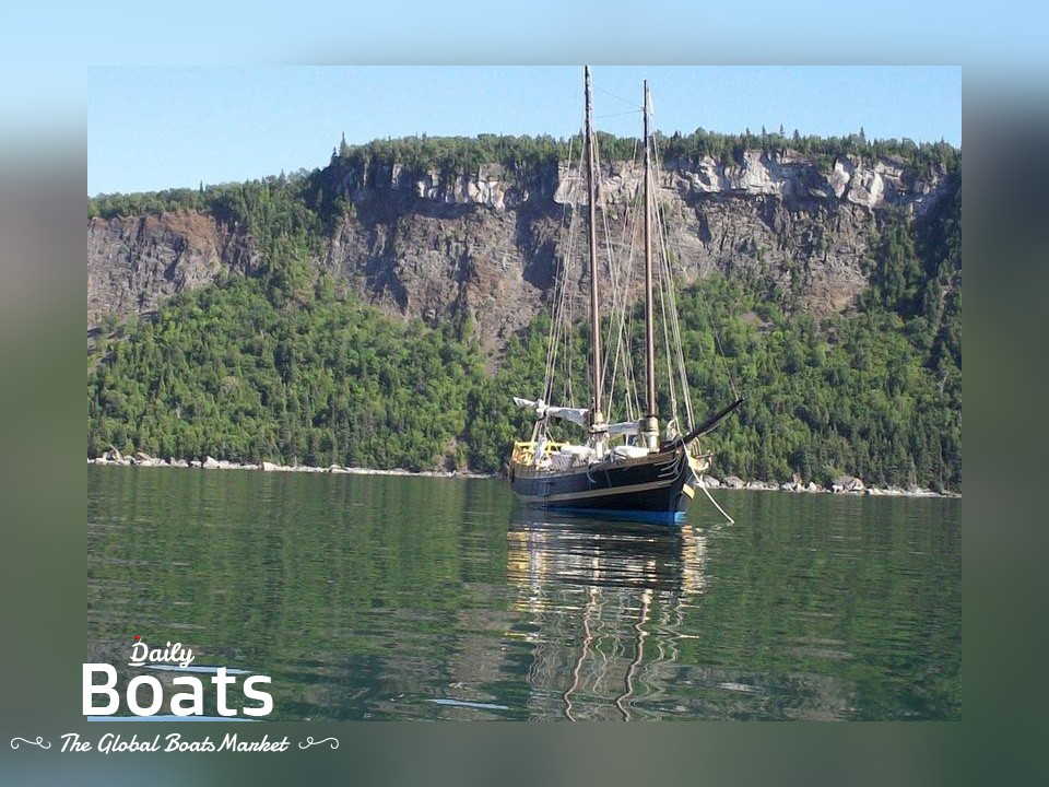 packet schooner