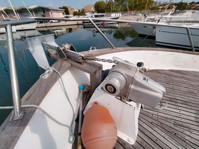 1976 Universal Marine 42