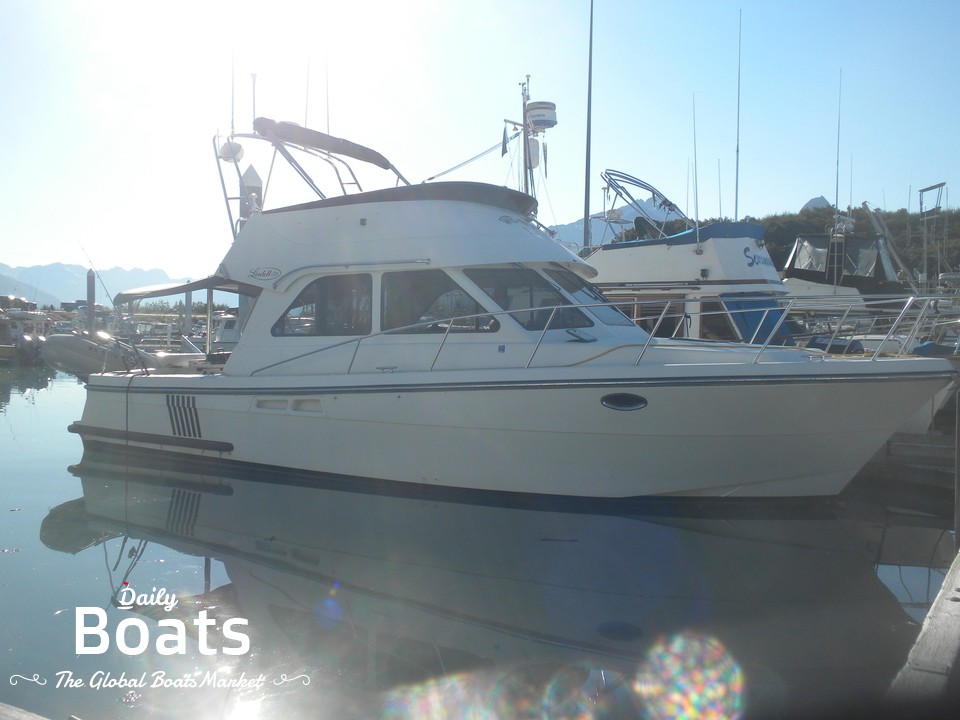 1999 Lindell 38 Sport Fisher for sale. View price, photos and Buy 1999