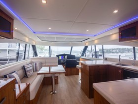2017 Riviera 5400 Sport Yacht satın almak
