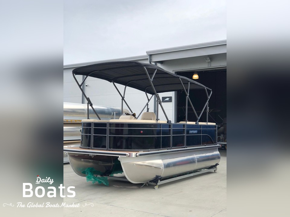 2022 Smartliner Electric Pontoon Boat 18Ft for sale. View price, photos