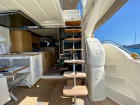 2010 Ferretti Yachts 560