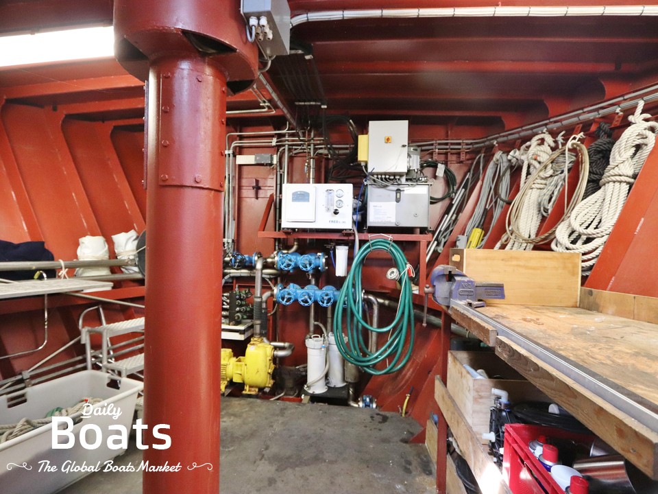 2010 Explorer Expedition Vessel 85 for sale. View price, photos and Buy