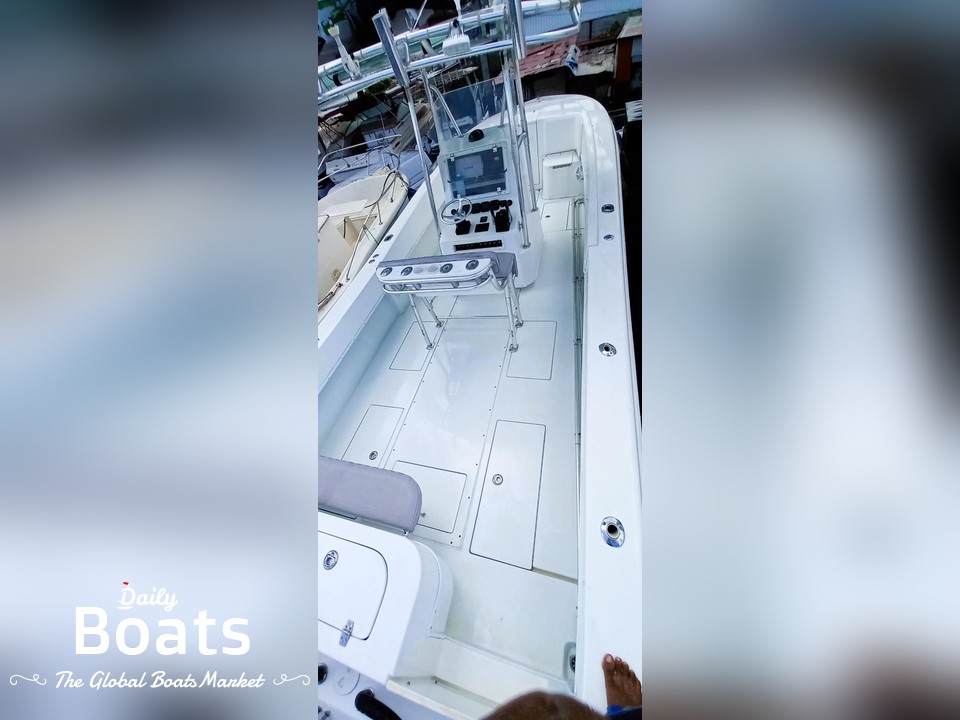 2004 Contender Center Console Cuddy Cabin for sale. View price, photos