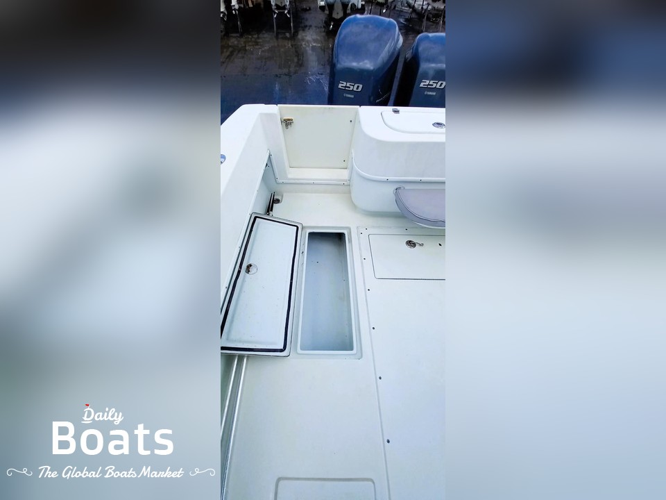 2004 Contender Center Console Cuddy Cabin for sale. View price, photos