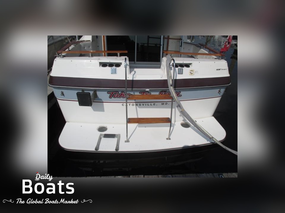 1988 Cruisers Yachts 3380 Esprit for sale. View price, photos and Buy ...