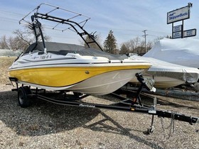 2014 Hurricane Sundeck 187