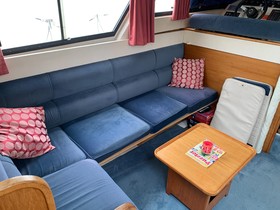 Купить 1984 Princess 414