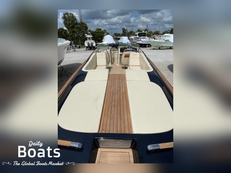 2022 Chris-Craft Launch 34