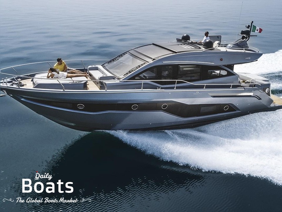 2021 Cranchi E52S