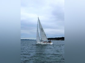 1990 J Boats J/33 for sale