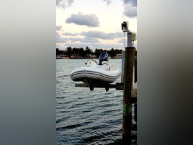2019 Zodiac Yachtline 400 Dlx προς πώληση