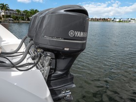 2011 Everglades 320 Ex With Tower eladó