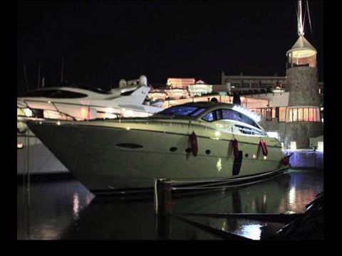 Kupić 2008 Pershing 72