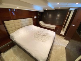 2013 Princess 64 на продаж