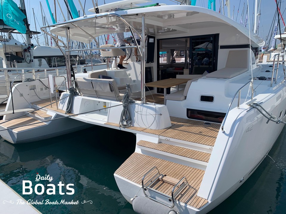 2023 Lagoon 42