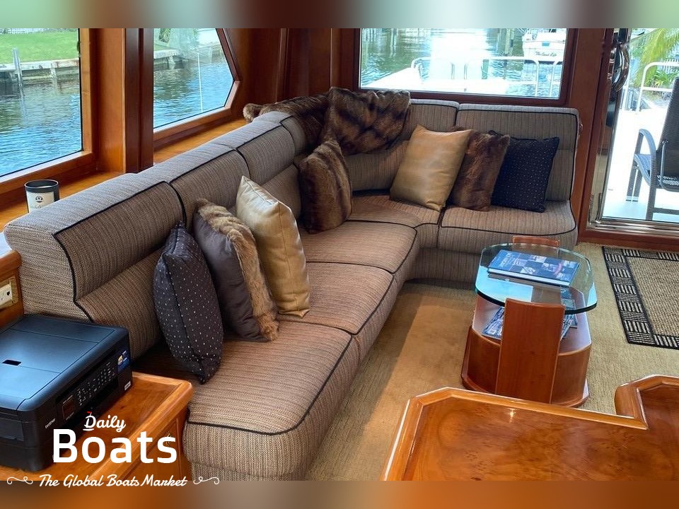 2001 Hargrave Enclosed Bridge for sale. View price, photos and Buy 2001