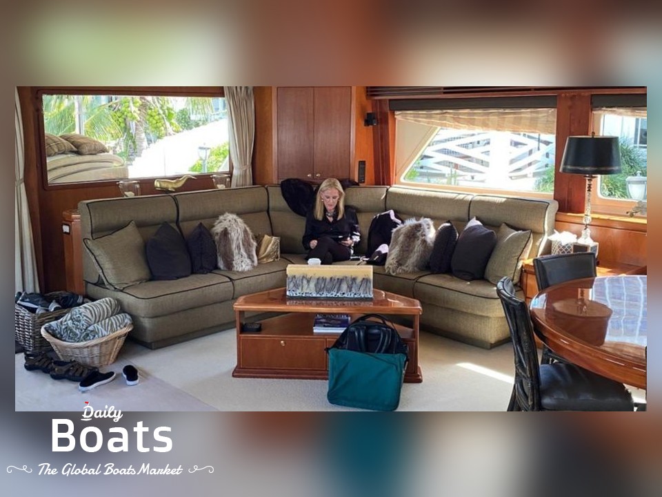 2001 Hargrave Enclosed Bridge for sale. View price, photos and Buy 2001