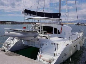 Lagoon 380  Owners Version