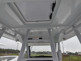 2022 Everglades 335 Center Console