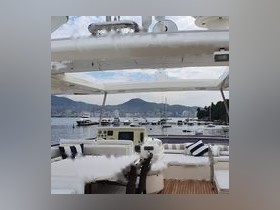 2012 Ferretti Yachts 830 till salu