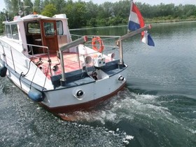 1975 Barge Tender