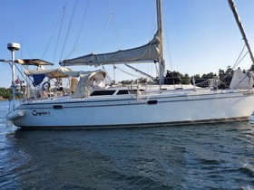 Catalina 320 Sailboat