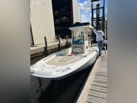 2019 Boston Whaler 240 Dauntless Pro