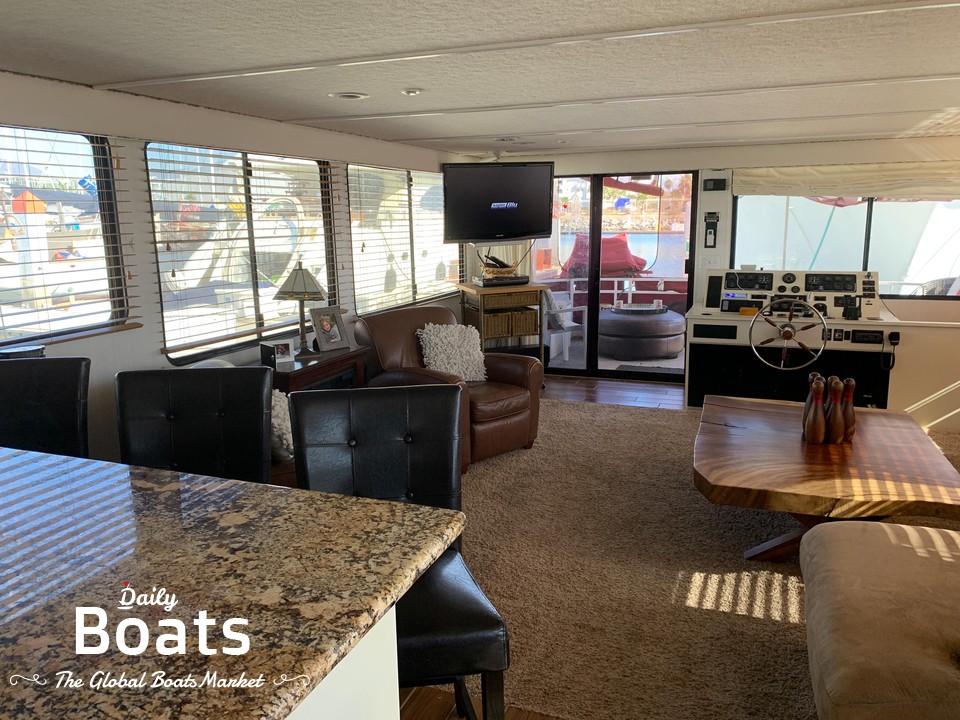 1998 Skipperliner Houseboat for sale. View price, photos and Buy 1998