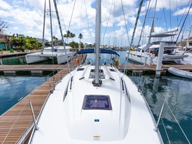 2018 Bavaria Cruiser 37 на продажу