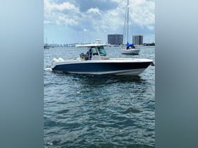 Boston Whaler Outrage 330