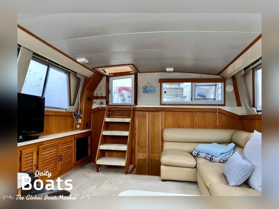 1988 Silverton Motor Yacht for sale. View price, photos and Buy 1988