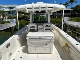 2022 Boston Whaler 330 Outrage