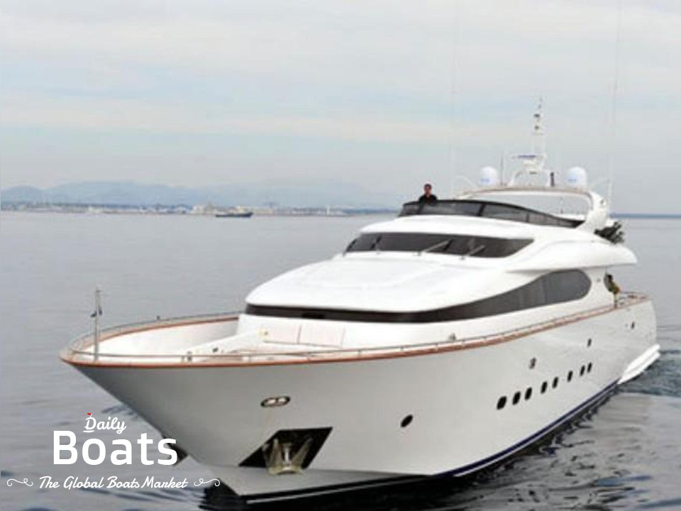 2010 Maiora 32M
