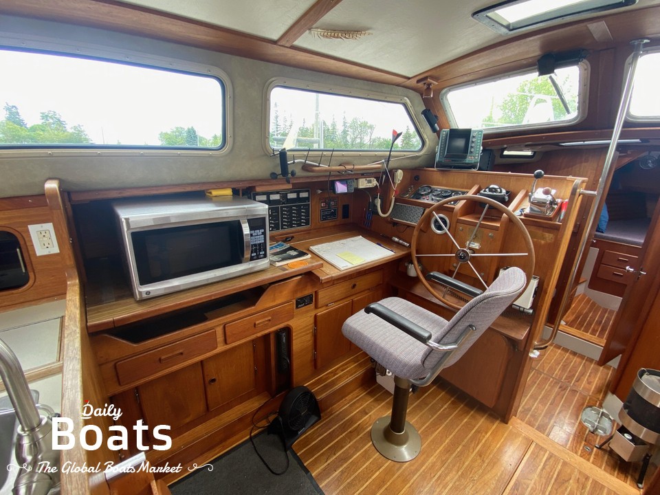 1981 Sceptre 41 Pilothouse for sale. View price, photos and Buy 1981