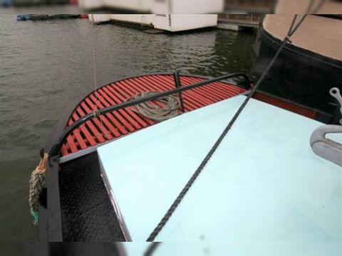 1950 Sleepboot til salg
