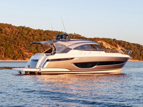 Acheter 2022 Riviera 4600 Sport Yacht Platinum