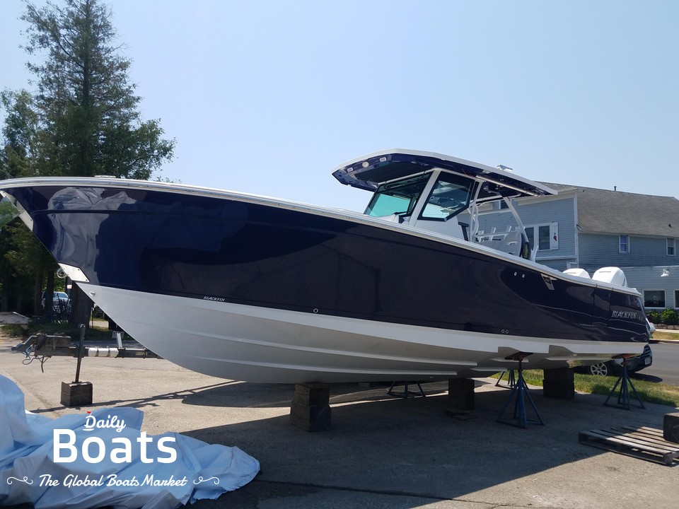 2021 Blackfin 332Cc