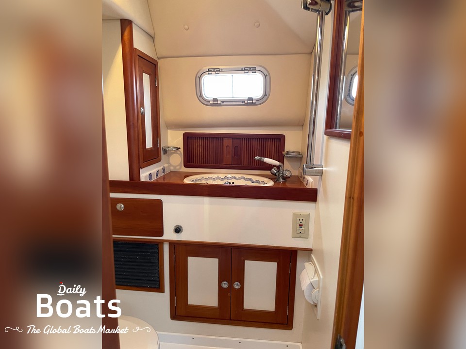 1998 Little Harbor Whisperjet 36 for sale. View price, photos and Buy