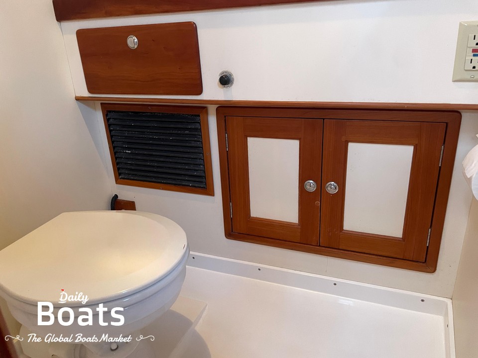 1998 Little Harbor Whisperjet 36 for sale. View price, photos and Buy