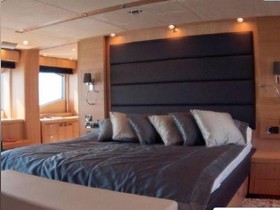 2011 Sunseeker Predator 115 на продаж